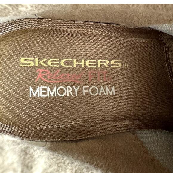 Skechers Women's Bikers Totem Pole Chukka Boot Size 7.5 Suede Casual Comfort - Picture 9 of 9